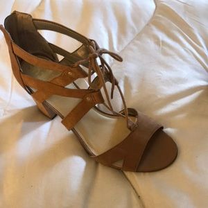 Circus 7.5 strap heels